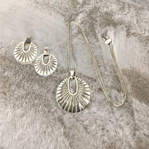 Kendra Scott Set